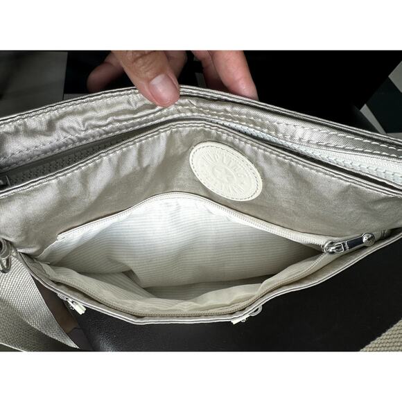 Kipling Angie in Metallic Glow - Picture 13 of 16